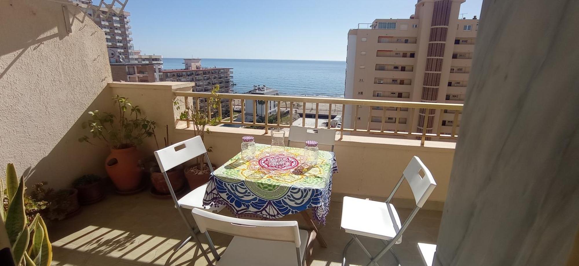 Apartamento Frente Al Mar Paz Y Relax Фуэнхирола Экстерьер фото