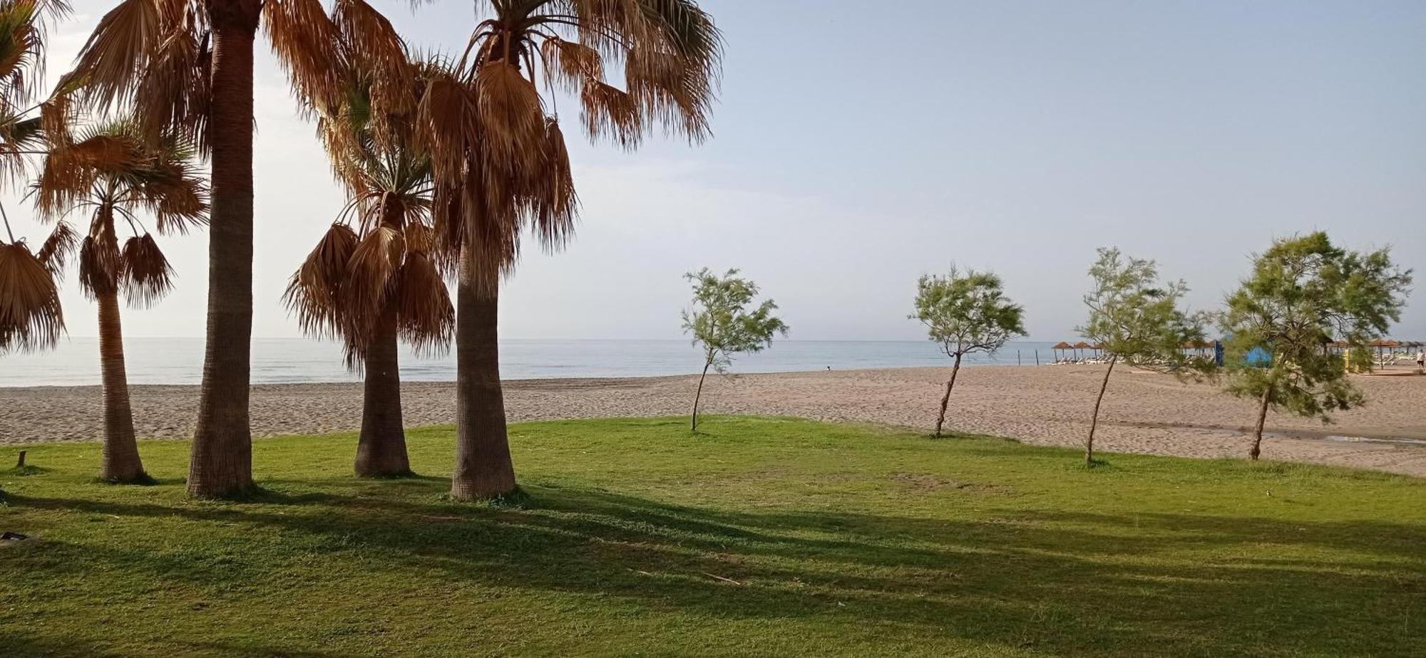 Apartamento Frente Al Mar Paz Y Relax Фуэнхирола Экстерьер фото